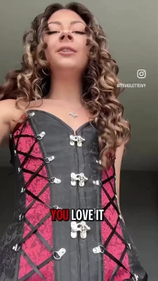 violettegoddess - Who just got double teamed by two guys? This girl.