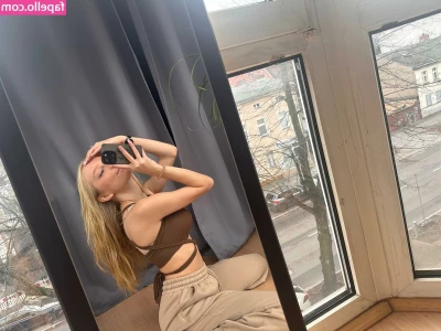 blonde_vivi [ blonde-vivi ] - Ihanaa taas aktivoitua täällä