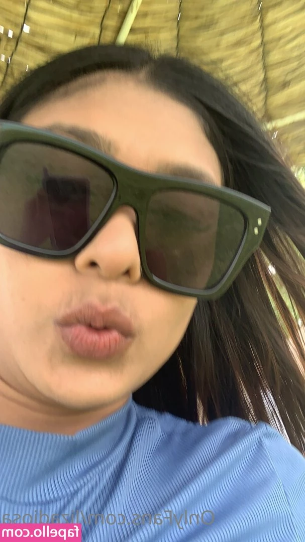 lizadiosa - Hi. I'm pretty 🥰