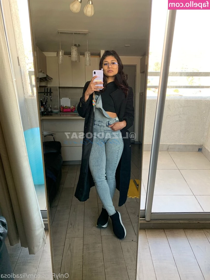 lizadiosa - Soft girl era but with extra pussy