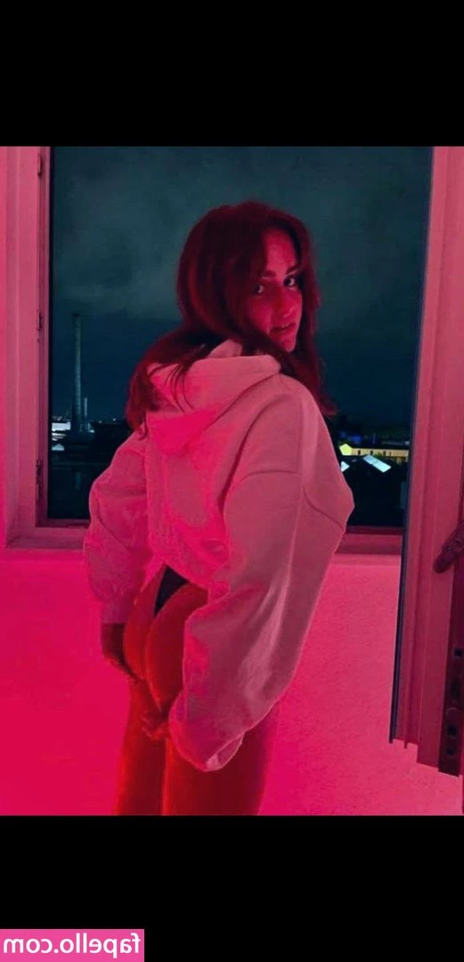 Haffner Charlotte [ haffner-charlotte ] - I get all oily and slippery in this set to come 💦