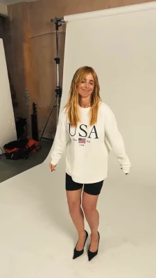  [ louise-redknapp ] - do u wanna cuddle with me 🥺