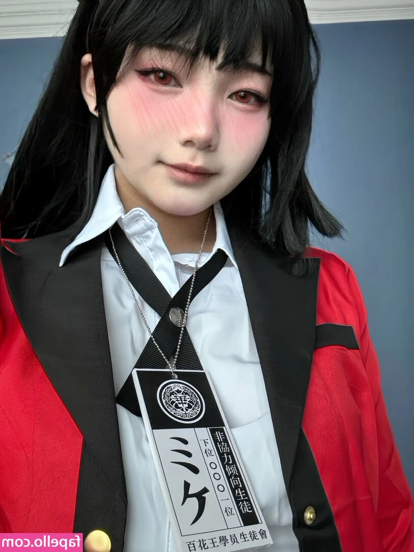 Nana Cat [ nana-cat ] - I haven t moved outta bed all day