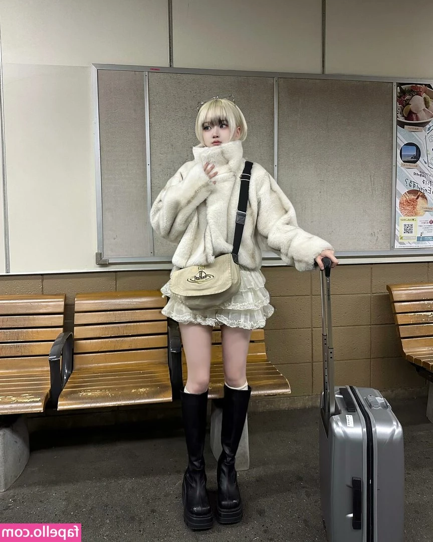 skr_u_ [ skr-u ] - 🌹THANK YOU 🌹 for the 1k fans 🌹 thought I’d give you a