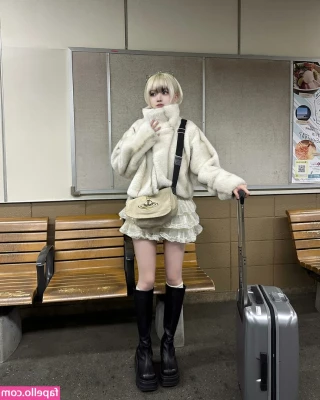 skr_u_ [ skr-u ] - 🌹THANK YOU 🌹 for the 1k fans 🌹 thought I’d give you a