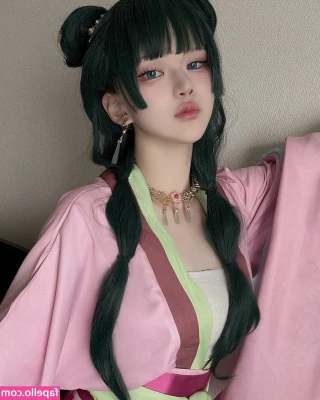 skr_u_ [ skr-u ] - Hard to get up this Monday