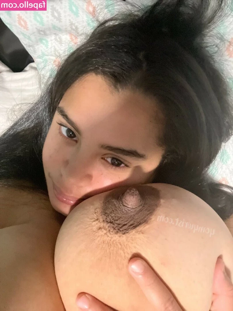 Yomyjuggs [ yomyjuggs-4 ] - I’m heading to Calgary today! So prepare for a whole bunch of hotel