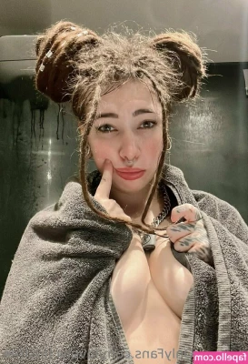 lovelychrisfree - Wanna see the rest?🫣 @baronvip