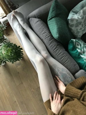 Naturefeetart - Wanna cum give it a little kiss