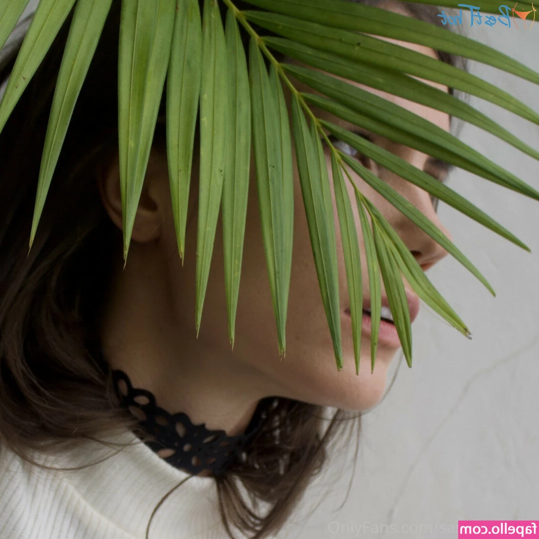 OnlineGirl_ [ onlinegirl-2 ] - Like my last 5 posts and dm me "🤭" for a FREEBIE!