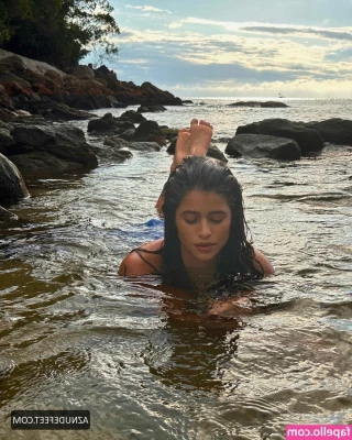 Isadora Cruz [ isadora-cruz ] - i can't wait to be all yours on my bed daddy 🤤 what would be the