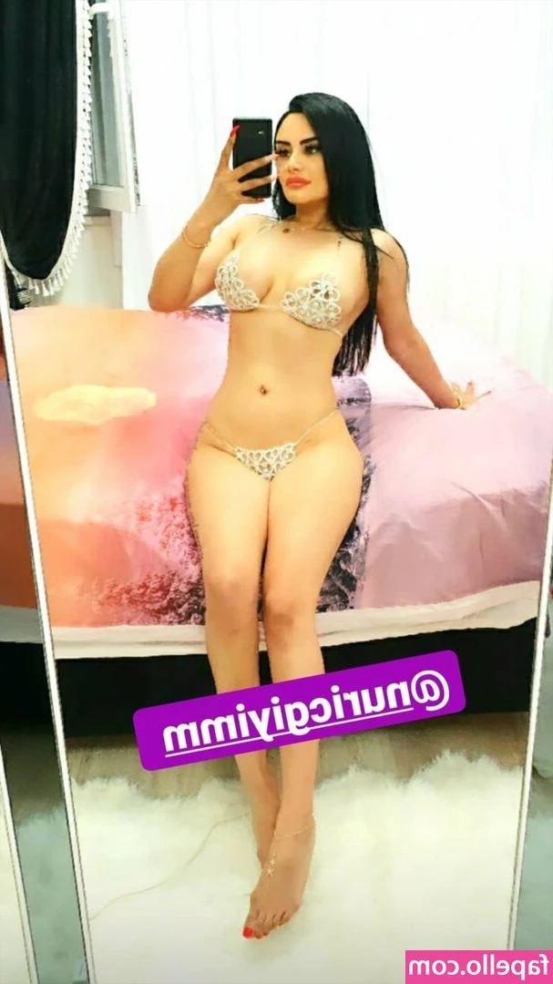 Naz Mila [ naz-mila-1 ] - Welcome new subscribers  feel free to pm for more content