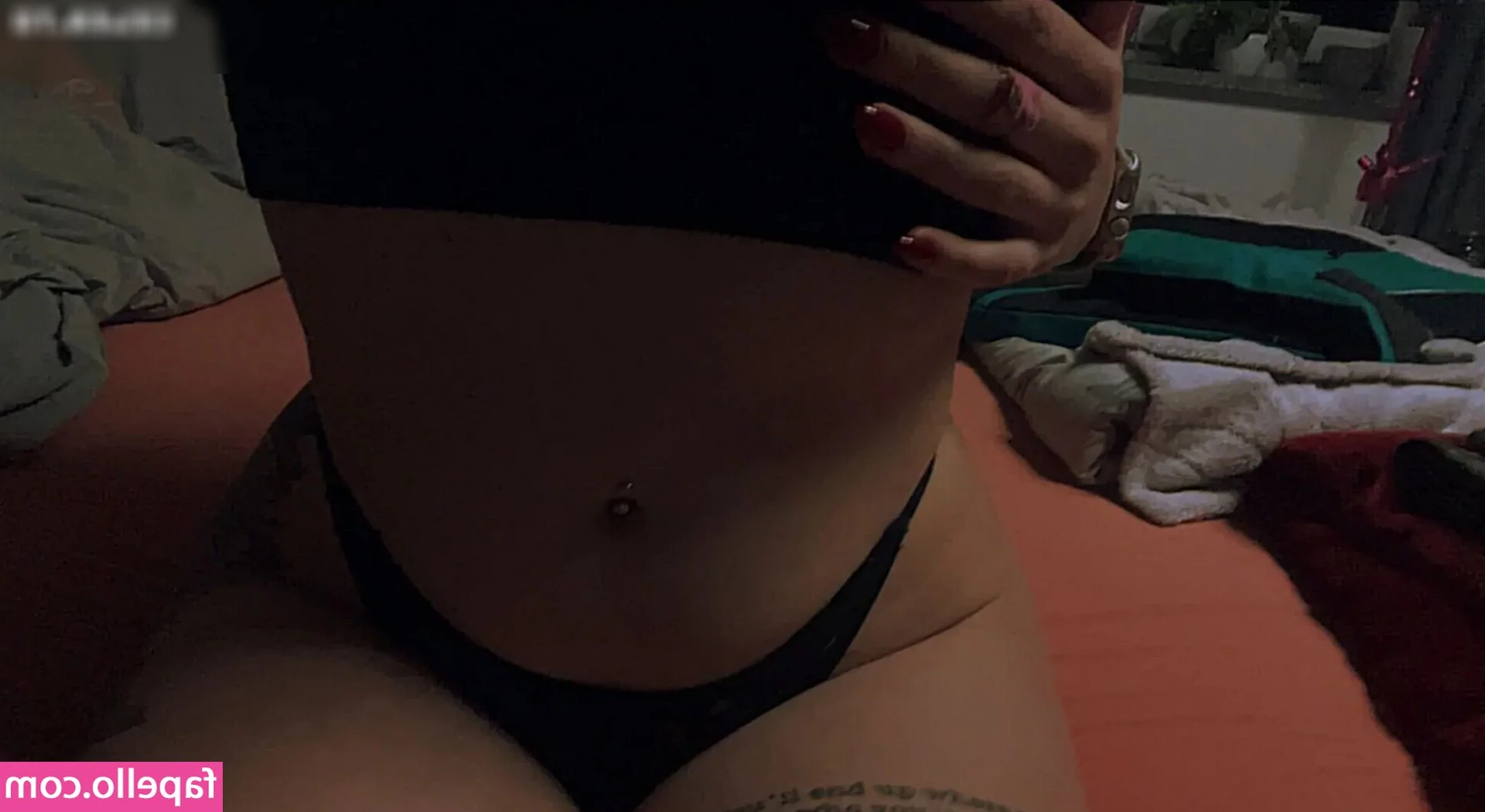 melina_love69 [ melina-love69 ] - Come play with it 😈