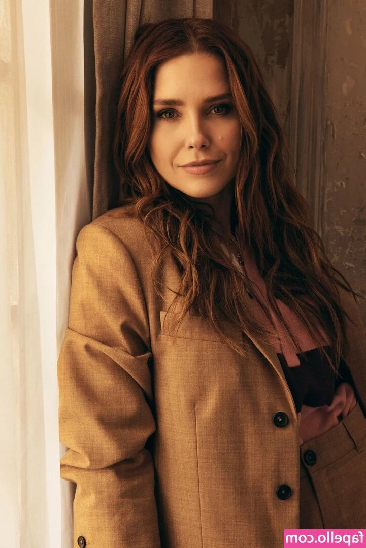 Sophia Bush [ sophia-bush ] - Picnic date @lucylovesick 💕