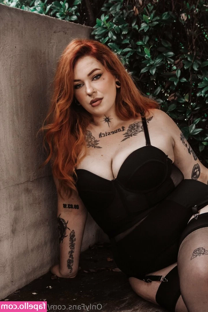 ivyyraeefree - Just cheeky shower things 😋🛀