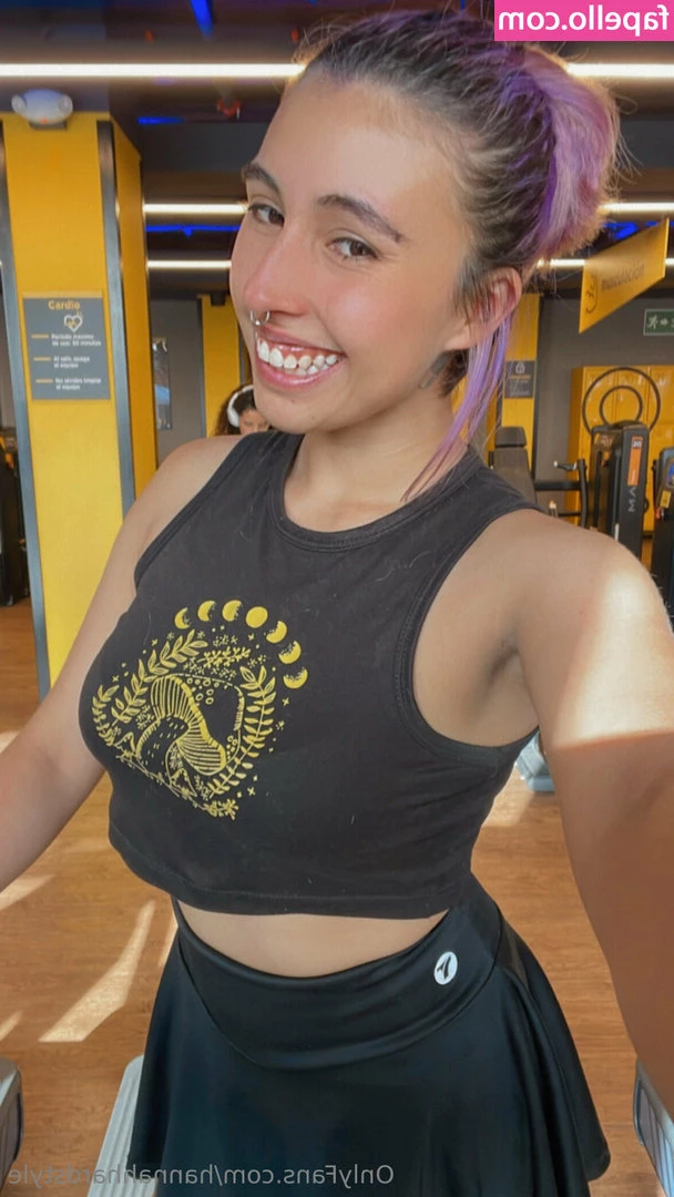 hannahhardstyle - welcome babes   Let s chat