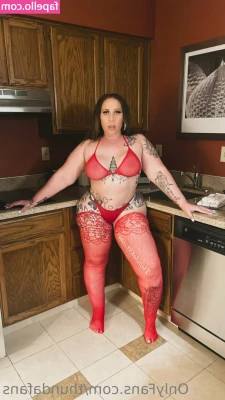 thundafans - Exploring her warm mouth