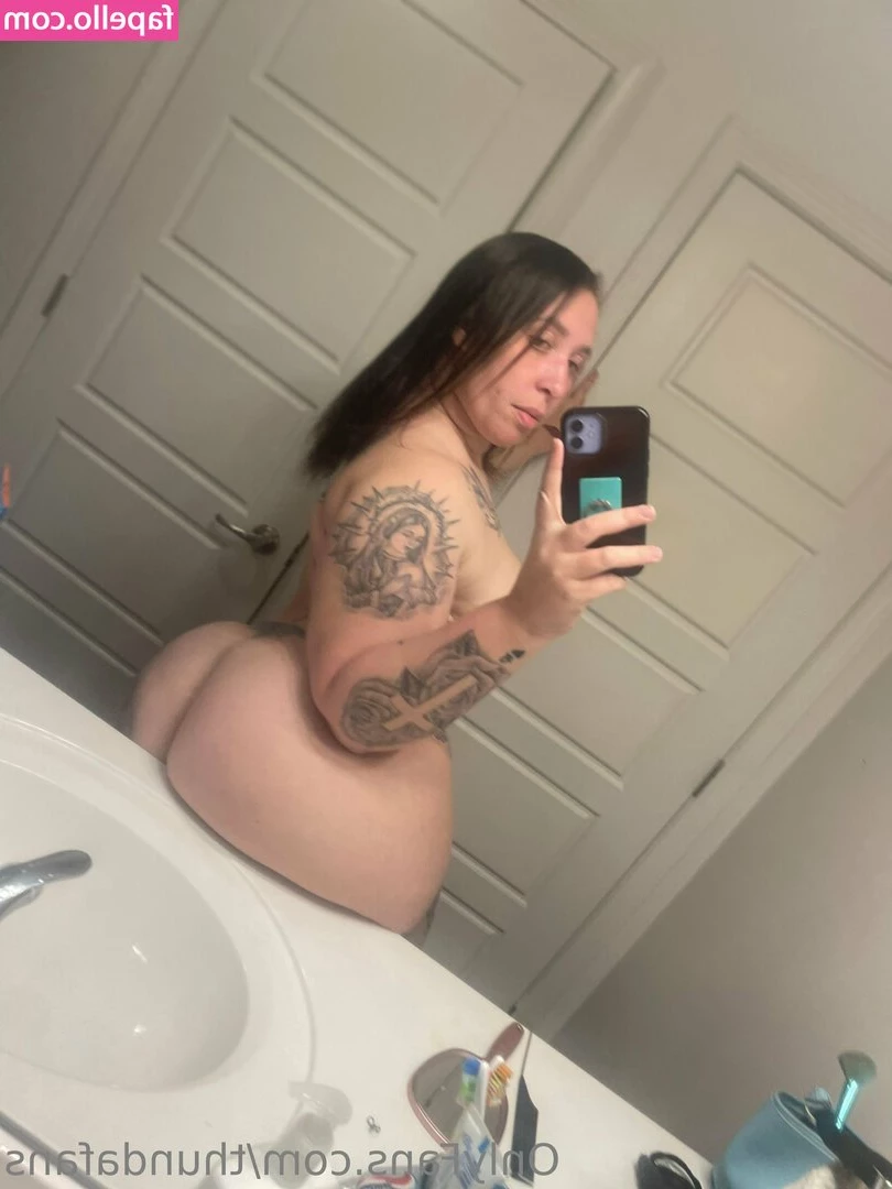 thundafans - Just a couple of pictures