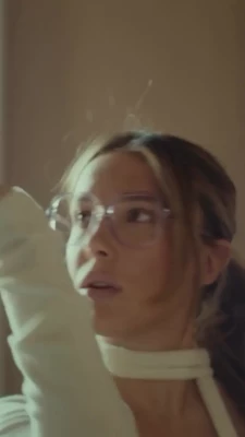 Millie Bobby Brown [ millie-bobby-brown-1 ] - No se te antoja