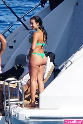 Georgina Rodriguez [ georgina-rodriguez ] - Horny all day