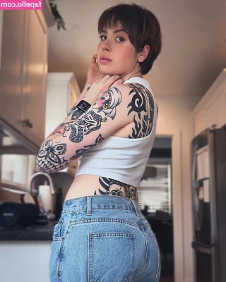 Anisa Jomha [ anisa-jomha ] - Put em in ya mouf!