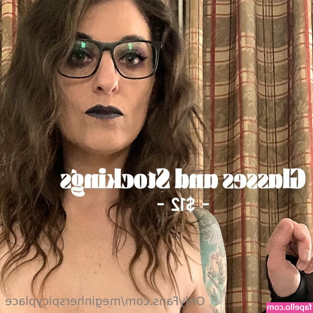 meginherspicyplace - All I want to do is taste her  anything more is a bonus