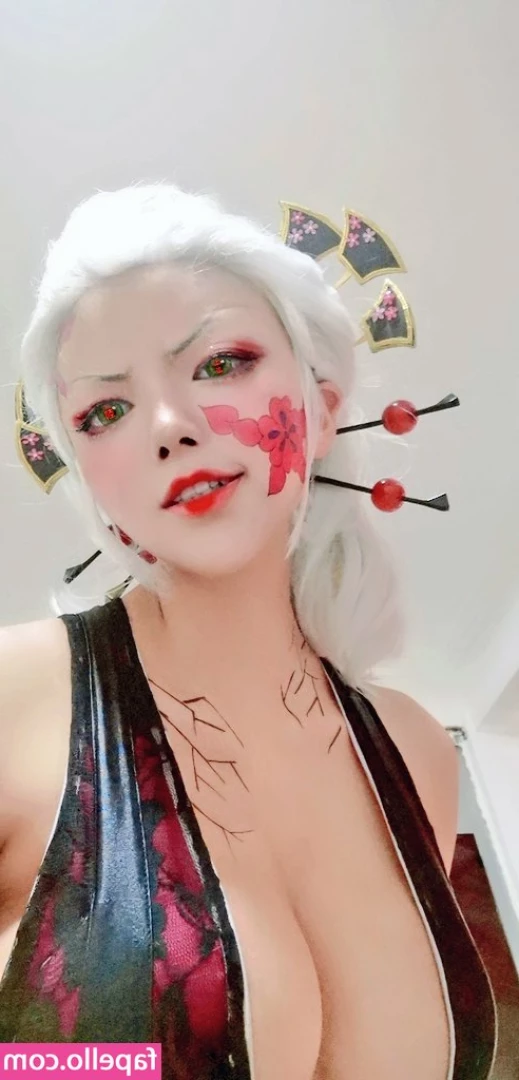 xcassianajadex - Cream pie  everyone s favourite   Going to a hotel this weekend and