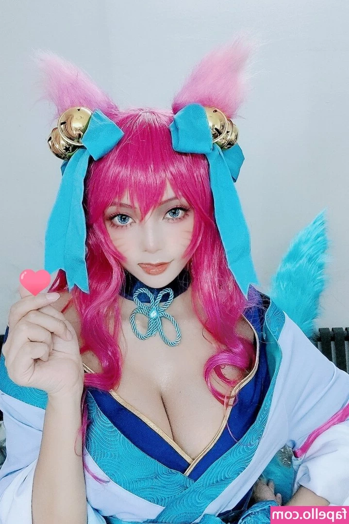 xcassianajadex - The sand s not the only thing you ll want to touch    sandysoles