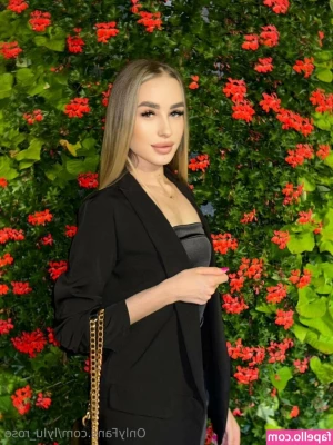 lylu_rose [ lylu-rose ] - The soft lacy accents on this sheer lingerie feels so elegant and