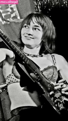 Die Spitz [ die-spitz ] - Who wants to come play    https onlyfans com kj20208