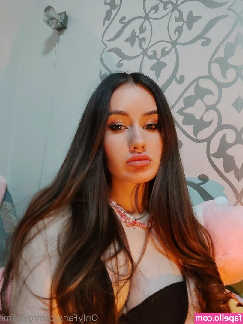 Gybami - Bathtime booty