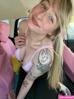 lewdrachooj - Angel Meryl is coming tonight to your DMs! Are you excited? ;* lewdrachooj - Angel Meryl is coming tonight to your DMs! Are you excited? ;*