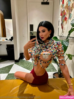 Abroadwithmila - no sir i didnt get sent home for my outfit