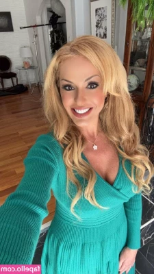 taylorvixxenfree - miss me? π taylorvixxenfree - miss me? π