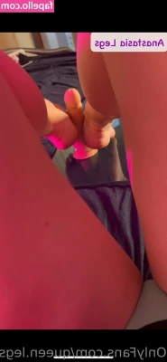 queen.legs [ queen-legs ] - Went and saw the new Avatar movie the way of the water   had to take