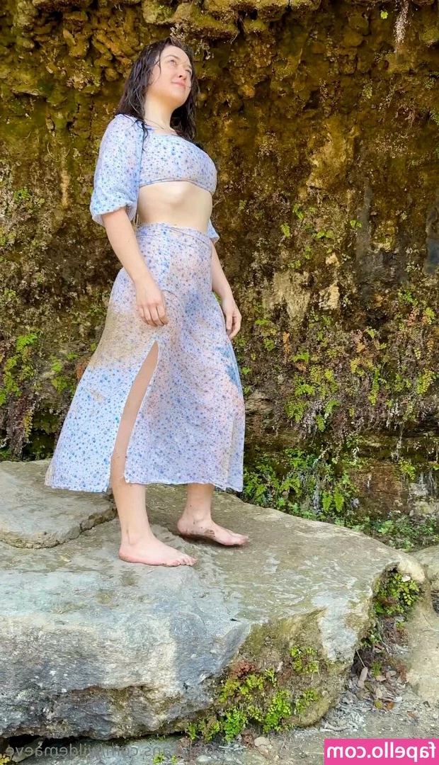 wildemaeve - Morena saltando bien rico en mi rabo  Un pequeño avance de lo que