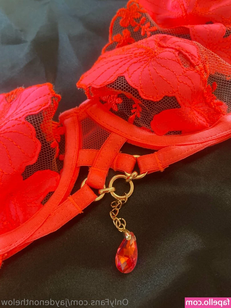 jaydenonthelow - Lace and nipple rings  what a combo