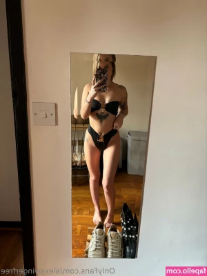 alexswingerfree - T amp Panty shoot