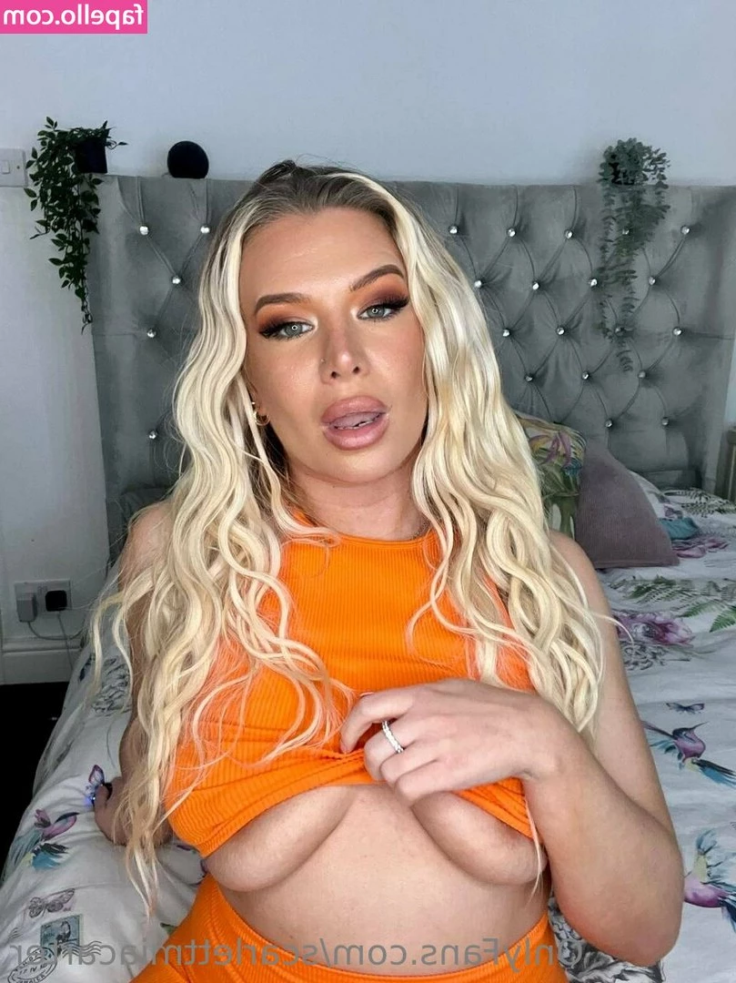 scarlettmiacarter - HAPPY HUMP DAY