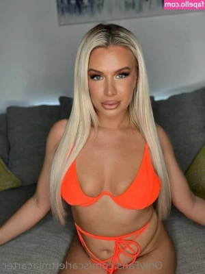 scarlettmiacarter - As you all know, I’m currently away on holiday… it’s so hard to