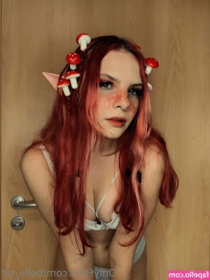 bella_elf [ bella-elf ] - Cum spank me big daddy