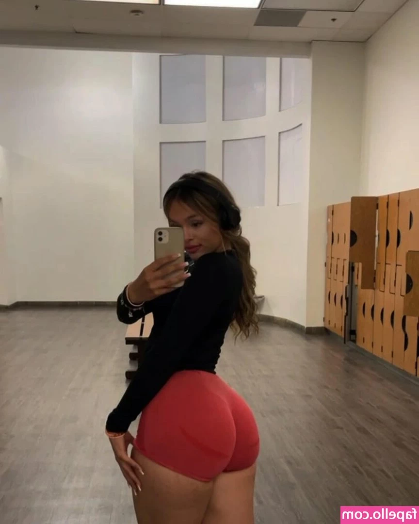 Nysha ꨄ [ nysha ] - Scénario   Soumission à mes odeurs de male alpha  cho7  skets 