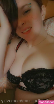 mamavixy - Happy Saturday   My  actual  kitty really wanted to be in on these
