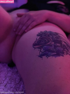 hotwifekk - ahhh this photo set even turns me on looking back on them  A truly