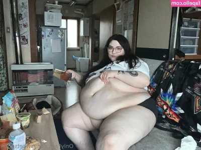 sweetsp666 - she s a shy gal