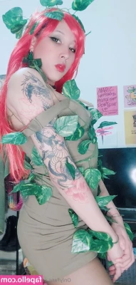 sweetnemeia - Gym was closed today so I needed to train my booty at home in the