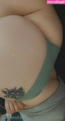 sugarbeeisme - check your dms for something i've never done before!!