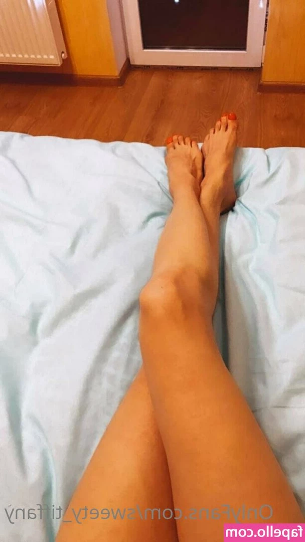 sweety_tiffany [ sweety-tiffany ] - Con este par de mamasitas  natydelgado1  andreaamayaa