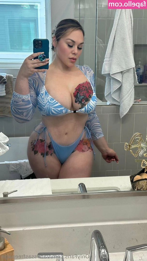 vanessasfreepage - Like what you see