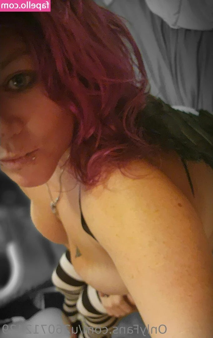 u260712429 - I need a big dick instead of this fucking vibrator😫💦 I get